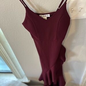 Chic Wine Red Maxi Dress